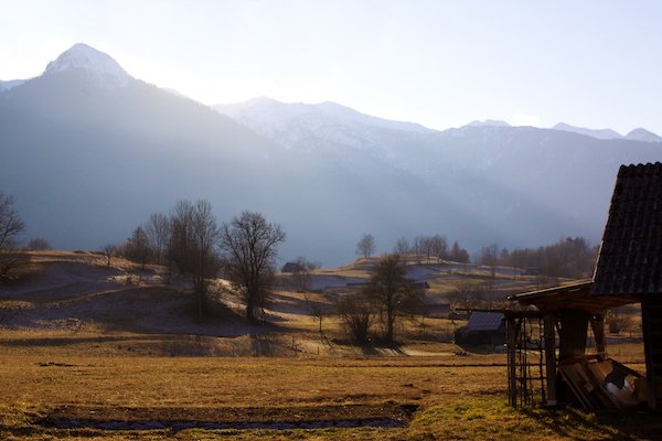 отредактированное фото словенских гор