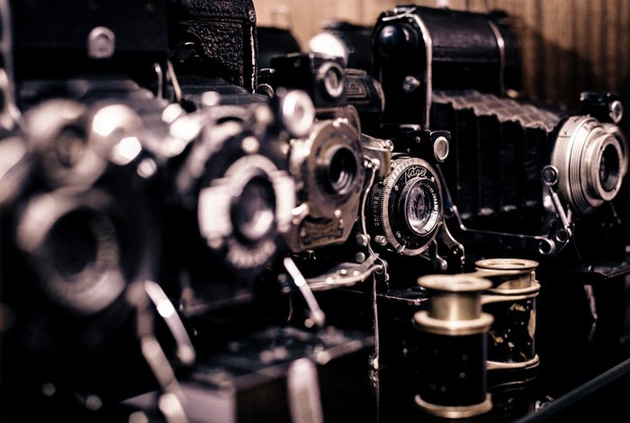Коллекция старинных фотоаппаратов