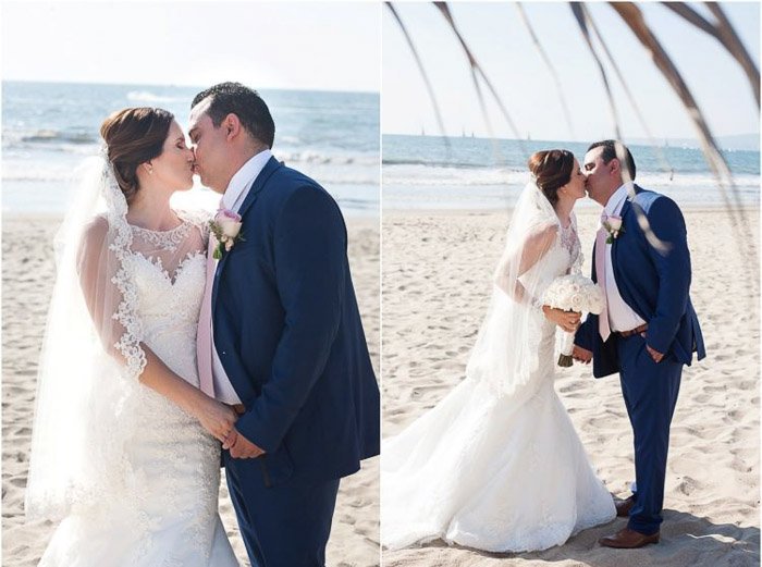 Диптих фотоколлаж молодоженов, целующихся на пляже на закате. Любительская свадебная фотография.
