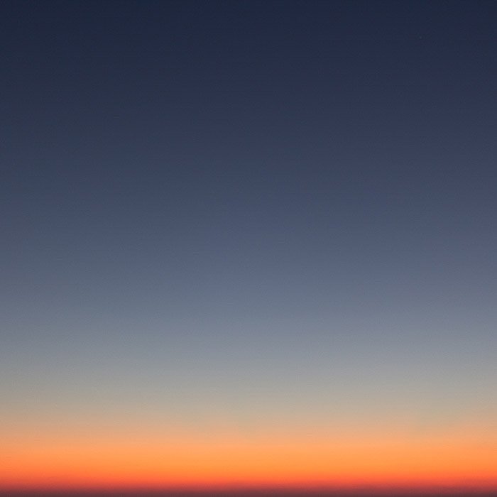 Минималистская фотография: дополнительные цвета в небе