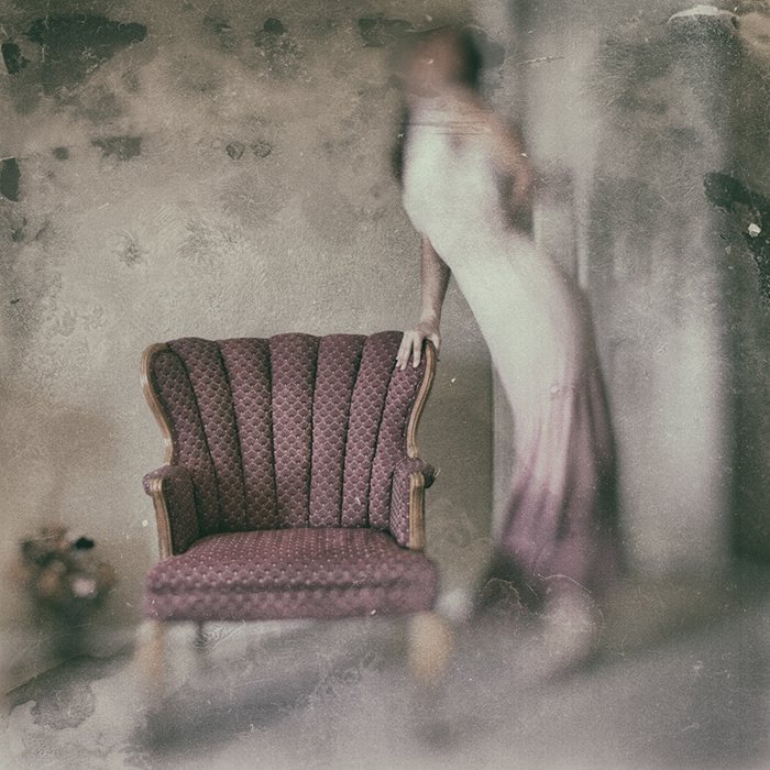 Atmospheric portrait of female model by fine art photographer Lotus Carroll 
