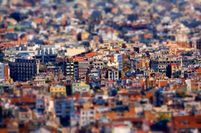 Снимок городского пейзажа, сделанный с помощью объектива tilt shift