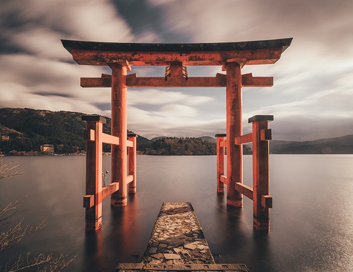 Храм синто Хаконэ в Токио - красивые фотографии Японии