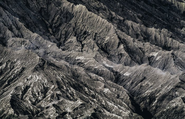 воздушный вид скалистого горного ландшафта - потрясающие пейзажные фотографии