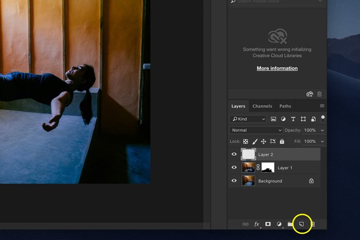  Скриншот, показывающий, как редактировать левитационную фотографию в Photoshop - добавить тень