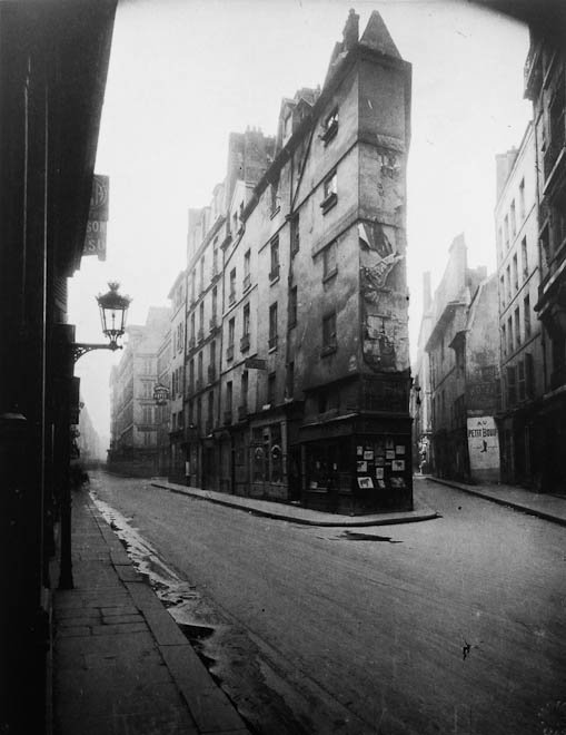 Уличная сцена Парижа. Photo by Eugene Atget.