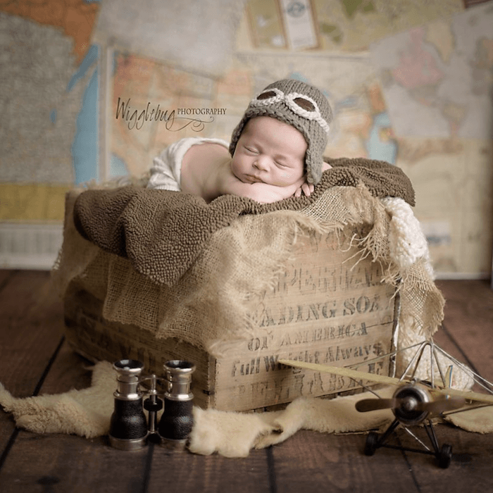 Малыш в костюме пилота от детского фотографа Триши Шумахер