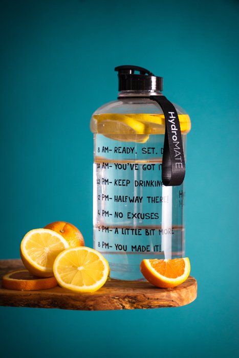 Product photography photo of the water battle with oranges