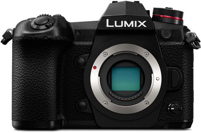 лучшая камера для портретов: Беззеркальная камера Panasonic Lumix G9