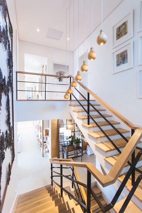 real estate image of staircase