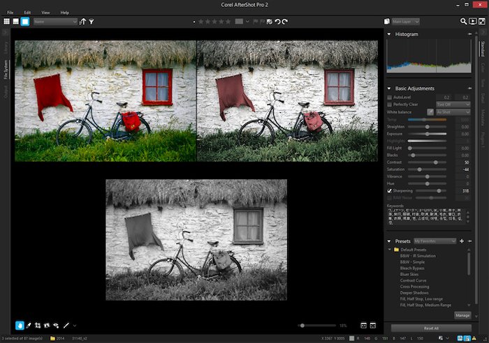 Скриншот интерфейса альтернативного Lightroom программного обеспечения Corel AfterShot Pro с фотографиями велосипедов на фоне дома