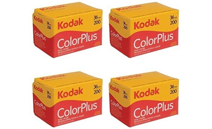 подарки для фотографов: фотография продукта из четырех коробок пленки Kodak Color Plus 200 35mm
