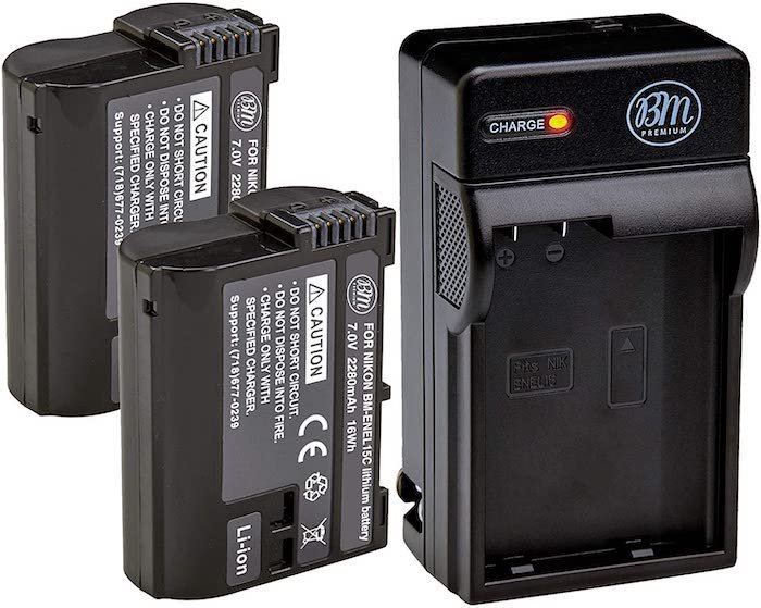 Два аккумулятора BM Premium EN-EL15c сторонних производителей для камер Nikon и зарядное устройство