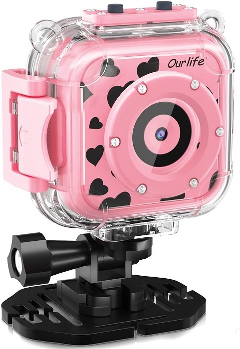 камера для детей: фото продукта OurLife Kids Action Camera с кейсом и креплением