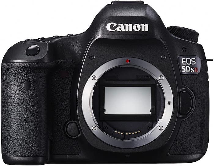Изображение полнокадровой зеркальной камеры Canon EOS 5DS R
