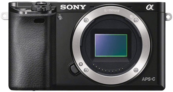 фото продукта Sony Alpha A6000, одной из лучших бюджетных камер