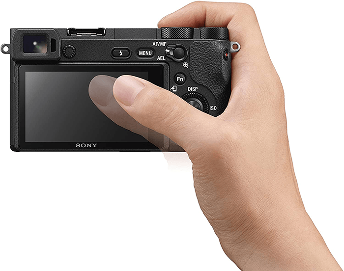 Sony A6500 в руках